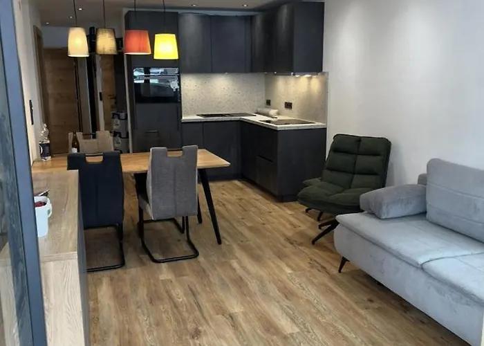 Alpenblick 1 סרפהאוס